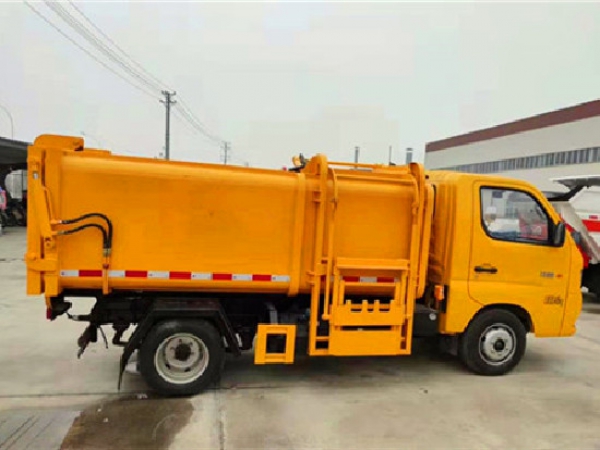 福田國(guó)六3方自裝卸（掛桶）式垃圾車(chē)