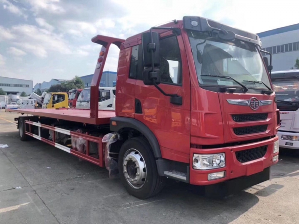 9.6米解放龍V清障車(chē)